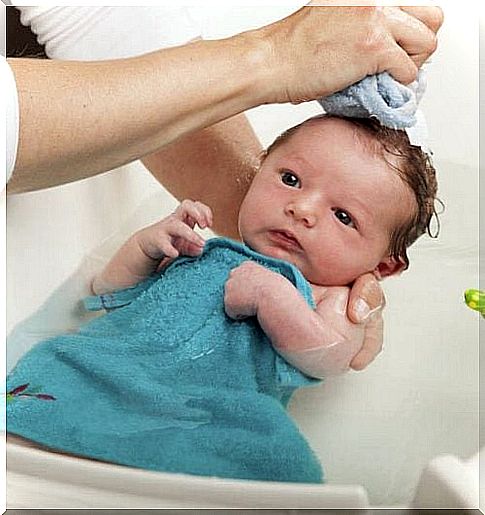 A reason not to bathe the baby after birth